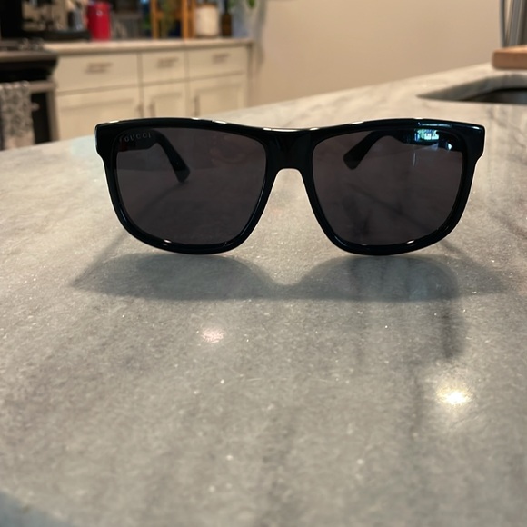 Gucci sunglasses unisex - Picture 3 of 7